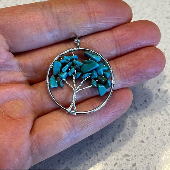 Crushed Stone Silver Color Tree Of Life Necklace - Picture 4 of 10